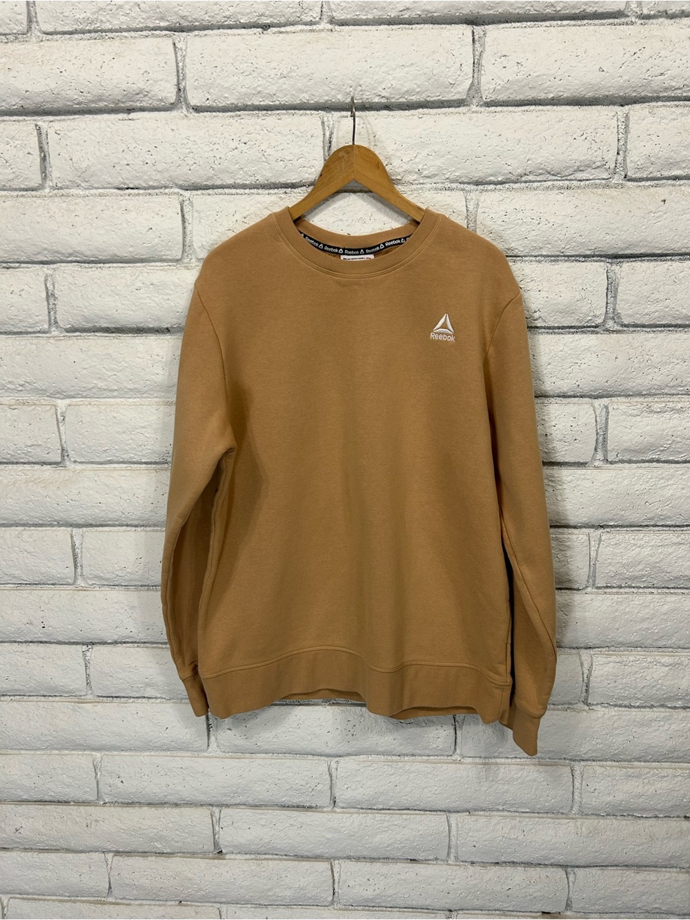 Reebok‎ Tan Fleece Crewneck Sweatshirt Men’s Large Athleisure Pullover